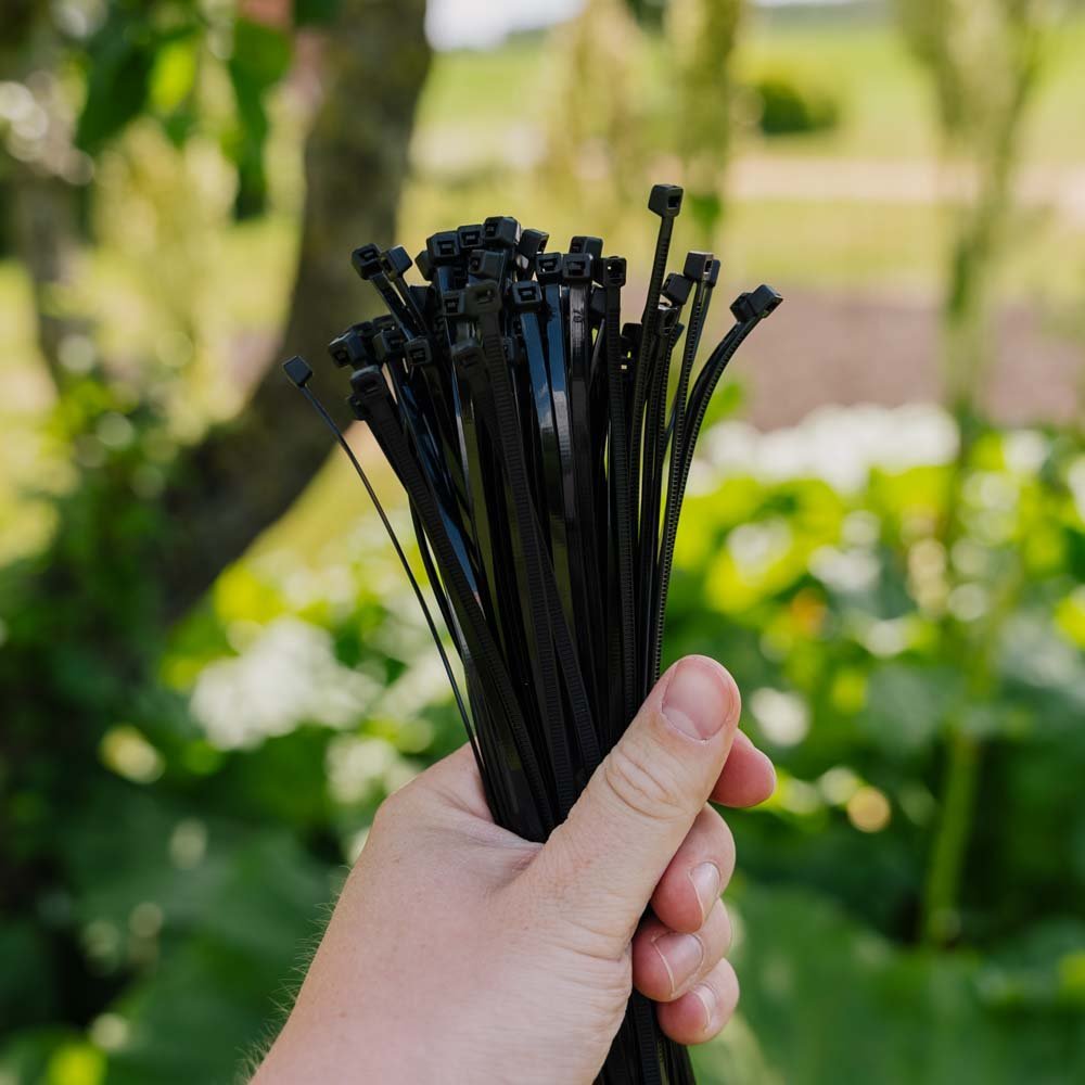 Kabelbinders tussen, 5 stuks.