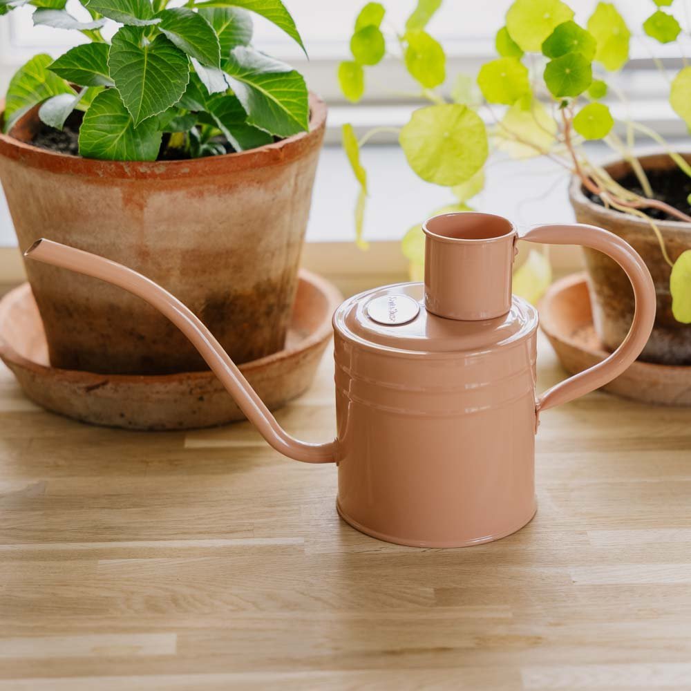 Metalen gieter voor binnen, 1 L, blush pink